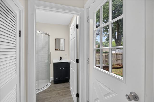 68 Uncas Street, Warwick, RI 02889