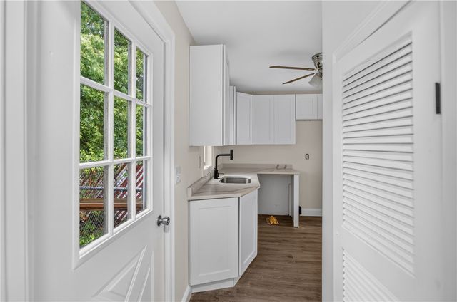 68 Uncas Street, Warwick, RI 02889