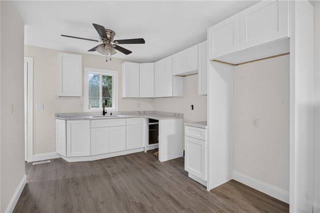 68 Uncas Street, Warwick, RI 02889