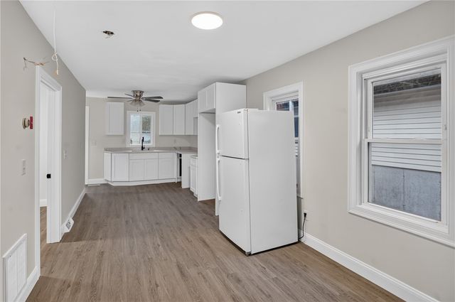 68 Uncas Street, Warwick, RI 02889
