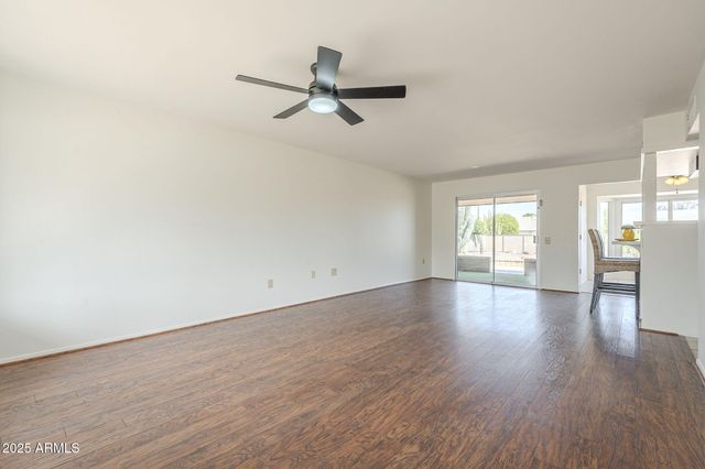 19825 N 100TH Avenue, Sun City, AZ 85373