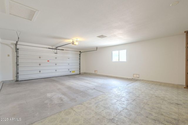 19825 N 100TH Avenue, Sun City, AZ 85373