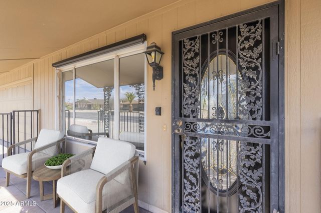 19825 N 100TH Avenue, Sun City, AZ 85373