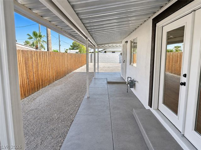 5209 Alta Drive, Las Vegas, NV 89107