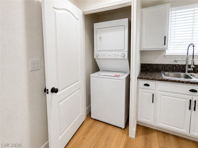 5209 Alta Drive, Las Vegas, NV 89107