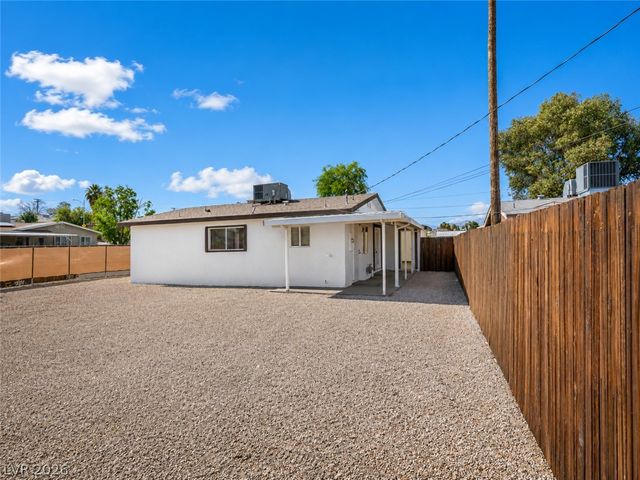5209 Alta Drive, Las Vegas, NV 89107