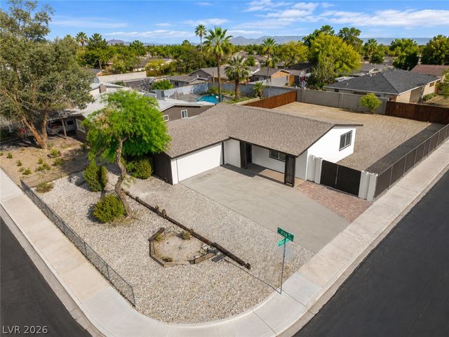 5209 Alta Drive, Las Vegas, NV 89107
