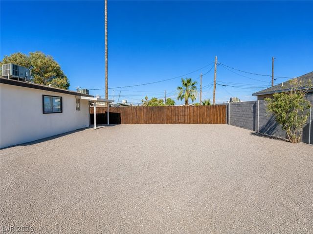 5209 Alta Drive, Las Vegas, NV 89107