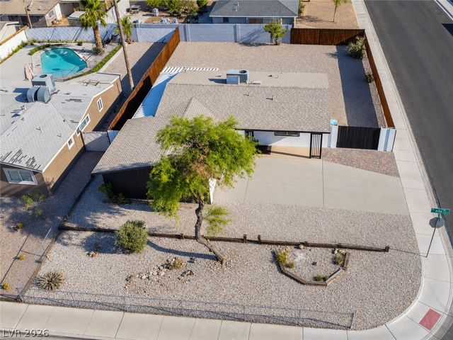 5209 Alta Drive, Las Vegas, NV 89107