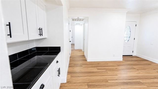5209 Alta Drive, Las Vegas, NV 89107