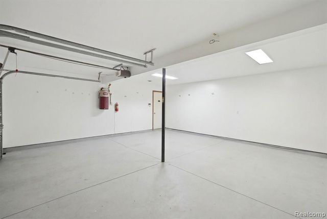 5436 N Lakeshore Road, Deckerville, MI 48427