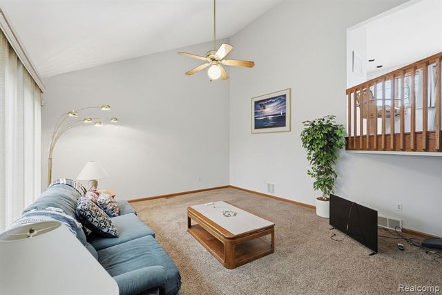 5436 N Lakeshore Road, Deckerville, MI 48427