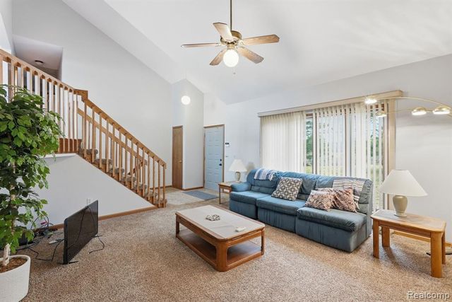 5436 N Lakeshore Road, Deckerville, MI 48427