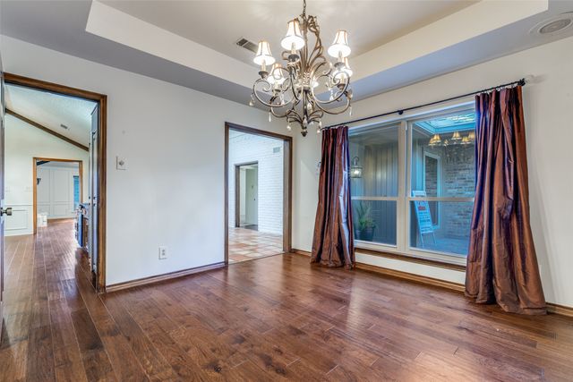 16842 Village Lane, Dallas, TX 75248