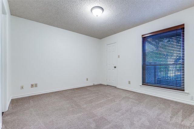 16842 Village Lane, Dallas, TX 75248