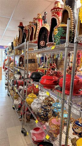 1580 W 37 St, Hialeah, FL 33012