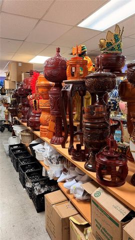 1580 W 37 St, Hialeah, FL 33012