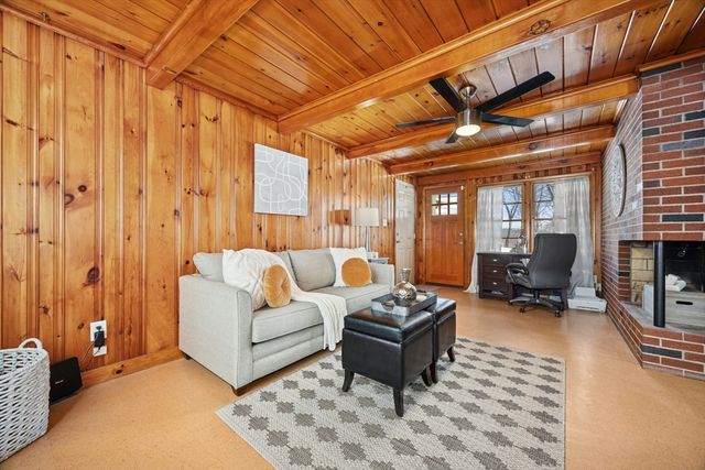 13 Dennis Circle, Northborough, MA 01532