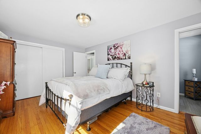 13 Dennis Circle, Northborough, MA 01532