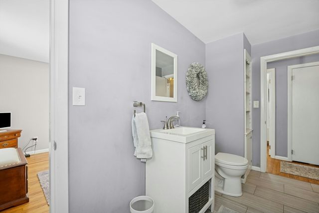 13 Dennis Circle, Northborough, MA 01532