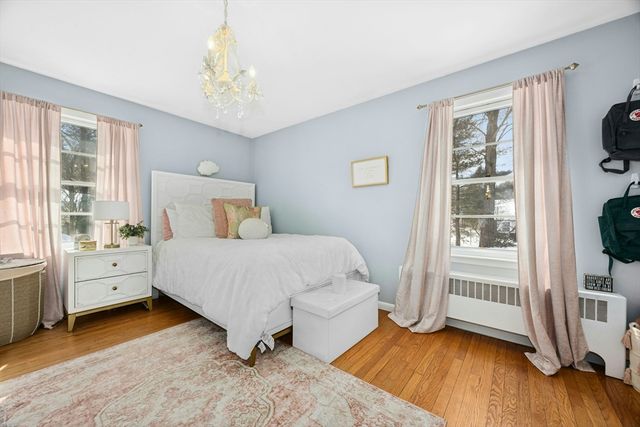 13 Dennis Circle, Northborough, MA 01532