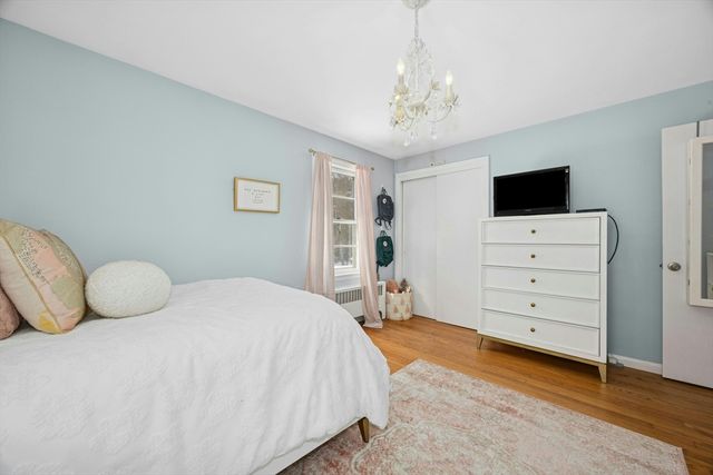 13 Dennis Circle, Northborough, MA 01532