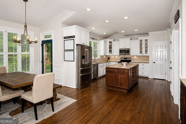 1388 Brentford Cove, Snellville, GA 30078