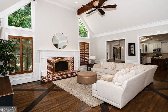 1388 Brentford Cove, Snellville, GA 30078