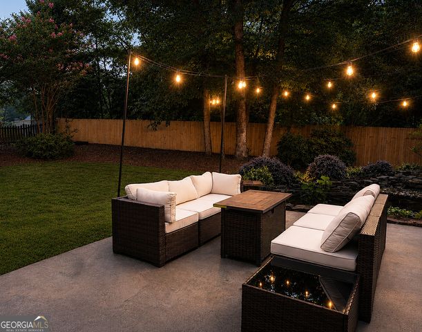 1388 Brentford Cove, Snellville, GA 30078