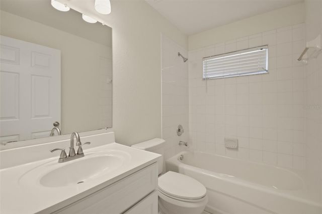 11727 BRENFORD CREST DRIVE, Riverview, FL 33579
