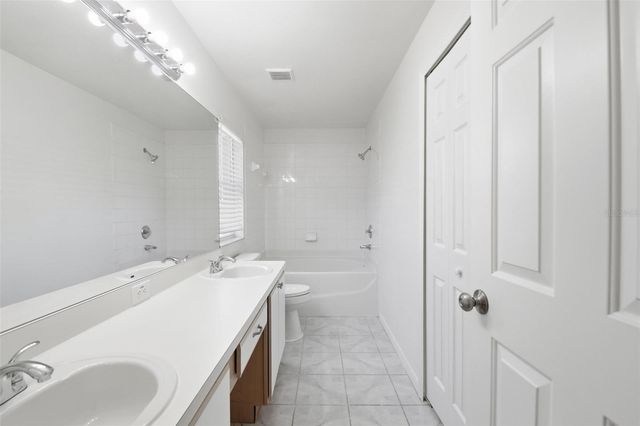 11727 BRENFORD CREST DRIVE, Riverview, FL 33579