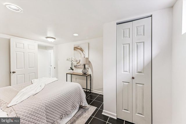 4225 MEADE ST NE, Washington, DC 20019