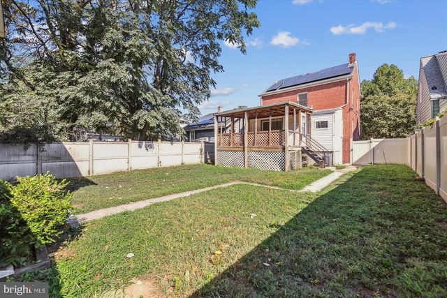 4225 MEADE ST NE, Washington, DC 20019