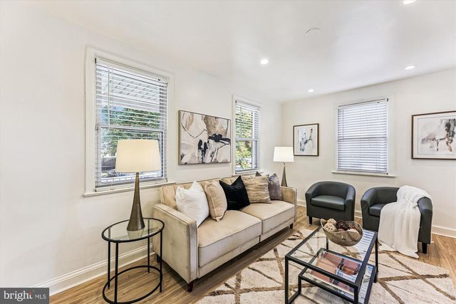 4225 MEADE ST NE, Washington, DC 20019