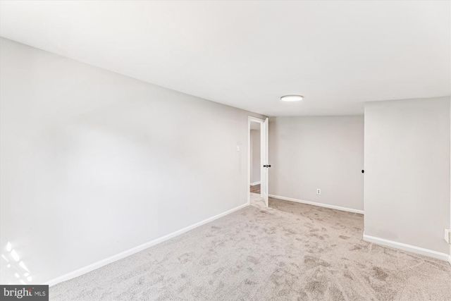 4225 MEADE ST NE, Washington, DC 20019