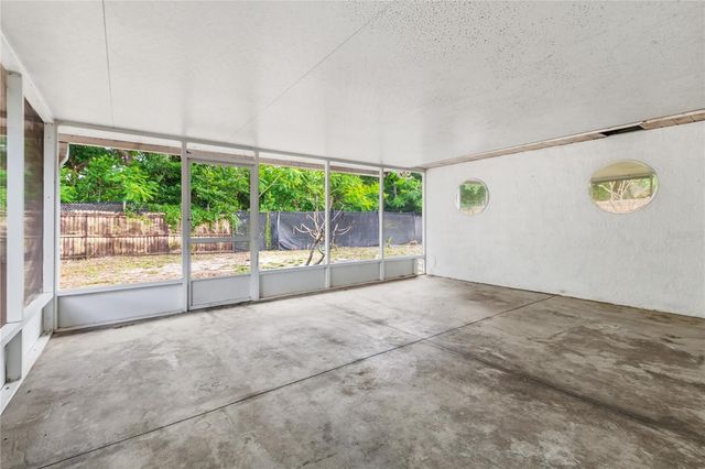 352 VAIL DRIVE, Winter Haven, FL 33884