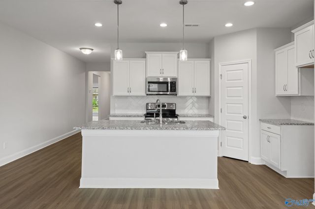 170 Williams Pointe Boulevard, Huntsville, AL 35824