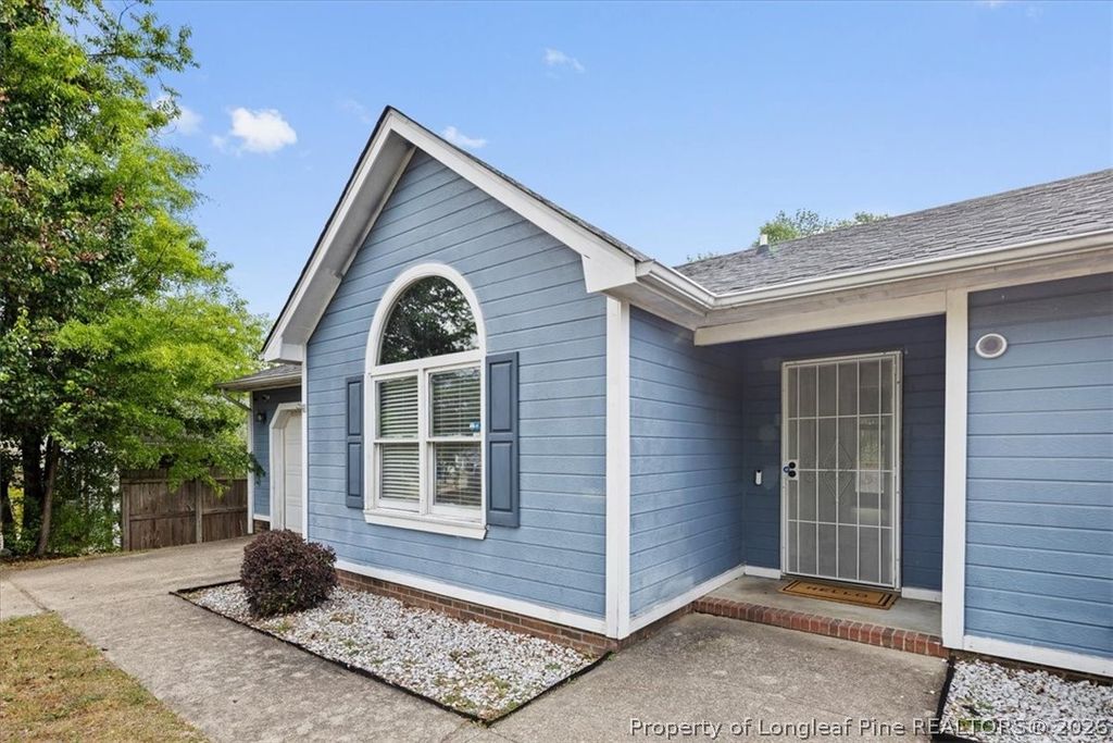 1603 Winnabow Drive, Fayetteville, NC 28304 — photo 3