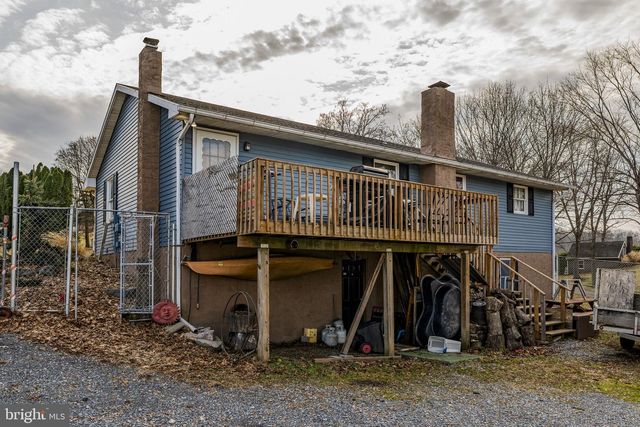 89 CROSS KEY RD, Bernville, PA 19506