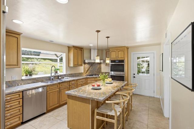 3554 Ryan Drive, Escondido, CA 92025