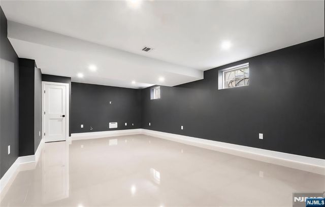 66 Knollwood Drive, Paramus, NJ 07652