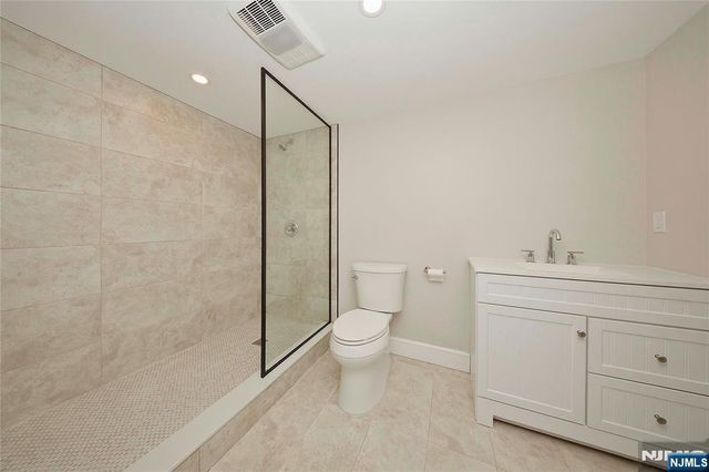 66 Knollwood Drive, Paramus, NJ 07652