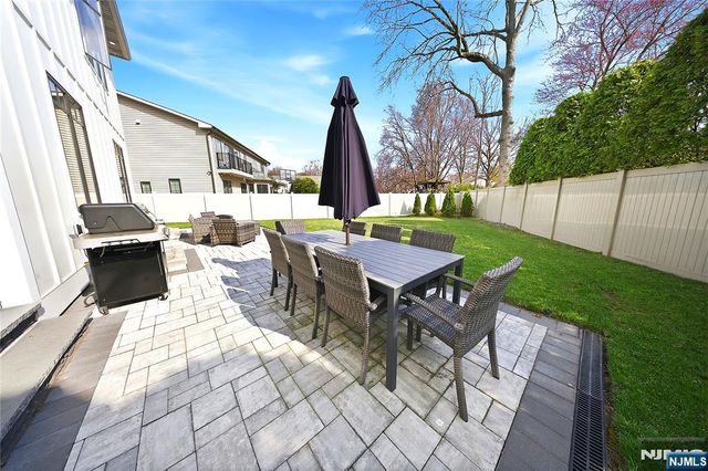 66 Knollwood Drive, Paramus, NJ 07652