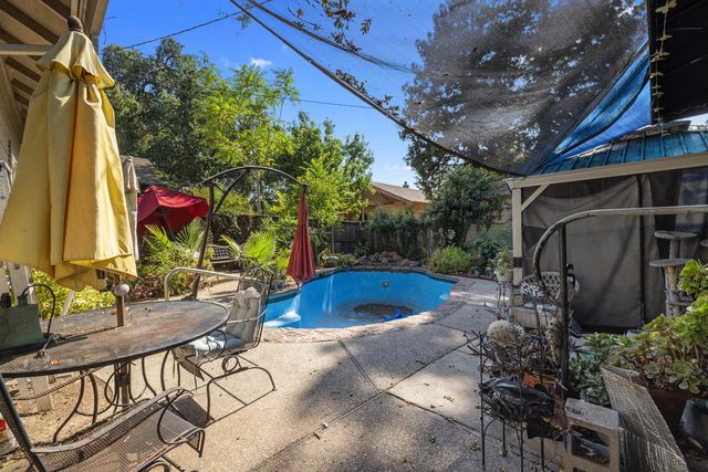828 W Magnolia, Stockton, CA 95203