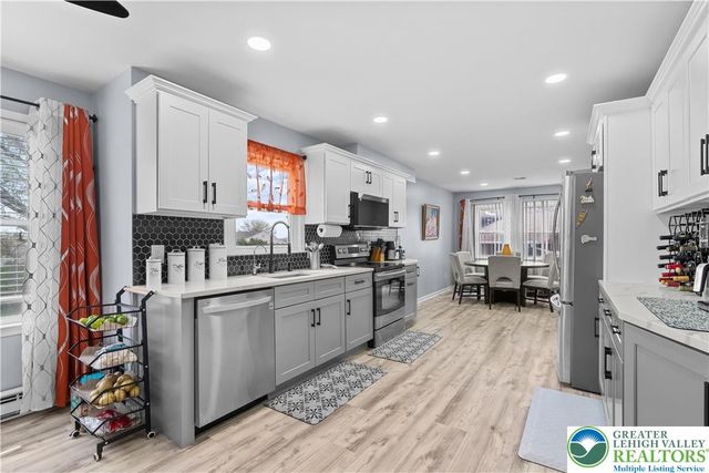 1804 Elmhurst Drive, Whitehall Twp, PA 18052