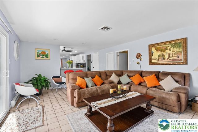 1804 Elmhurst Drive, Whitehall Twp, PA 18052
