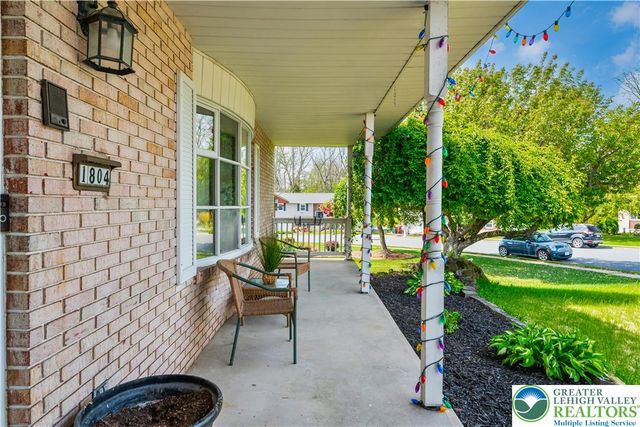 1804 Elmhurst Drive, Whitehall Twp, PA 18052