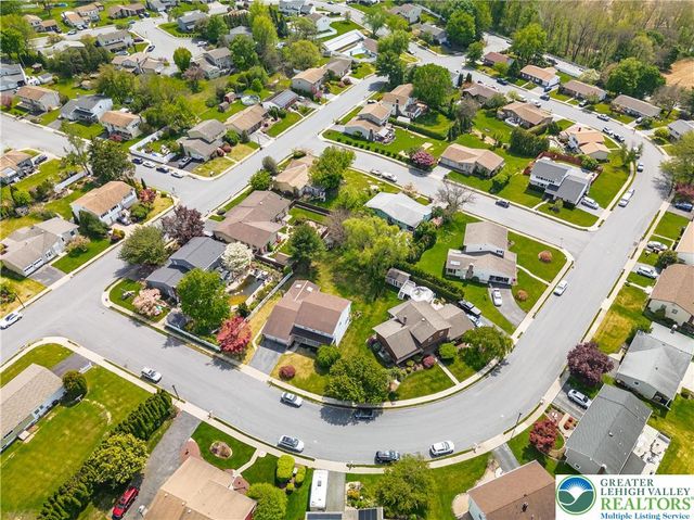 1804 Elmhurst Drive, Whitehall Twp, PA 18052