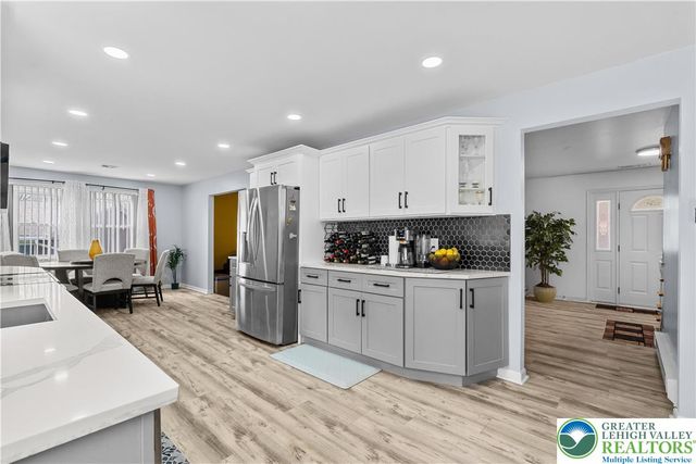 1804 Elmhurst Drive, Whitehall Twp, PA 18052