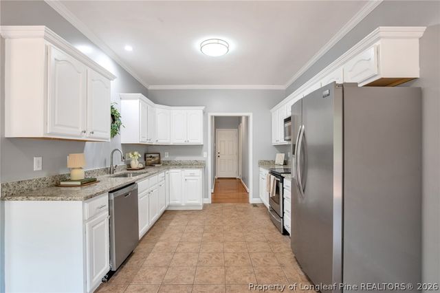 6980 Glynn Mill Farm Drive, Fayetteville, NC 28306